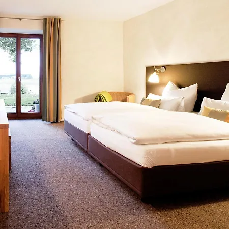 Otel Hotel-landgasthof Kreuz 3*