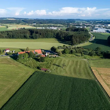 Hotel-landgasthof Kreuz 3*