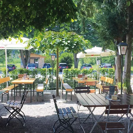 Hotel-landgasthof Kreuz באד וואלדסי